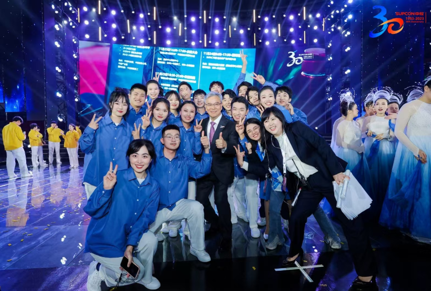 威廉希尔30周年运动